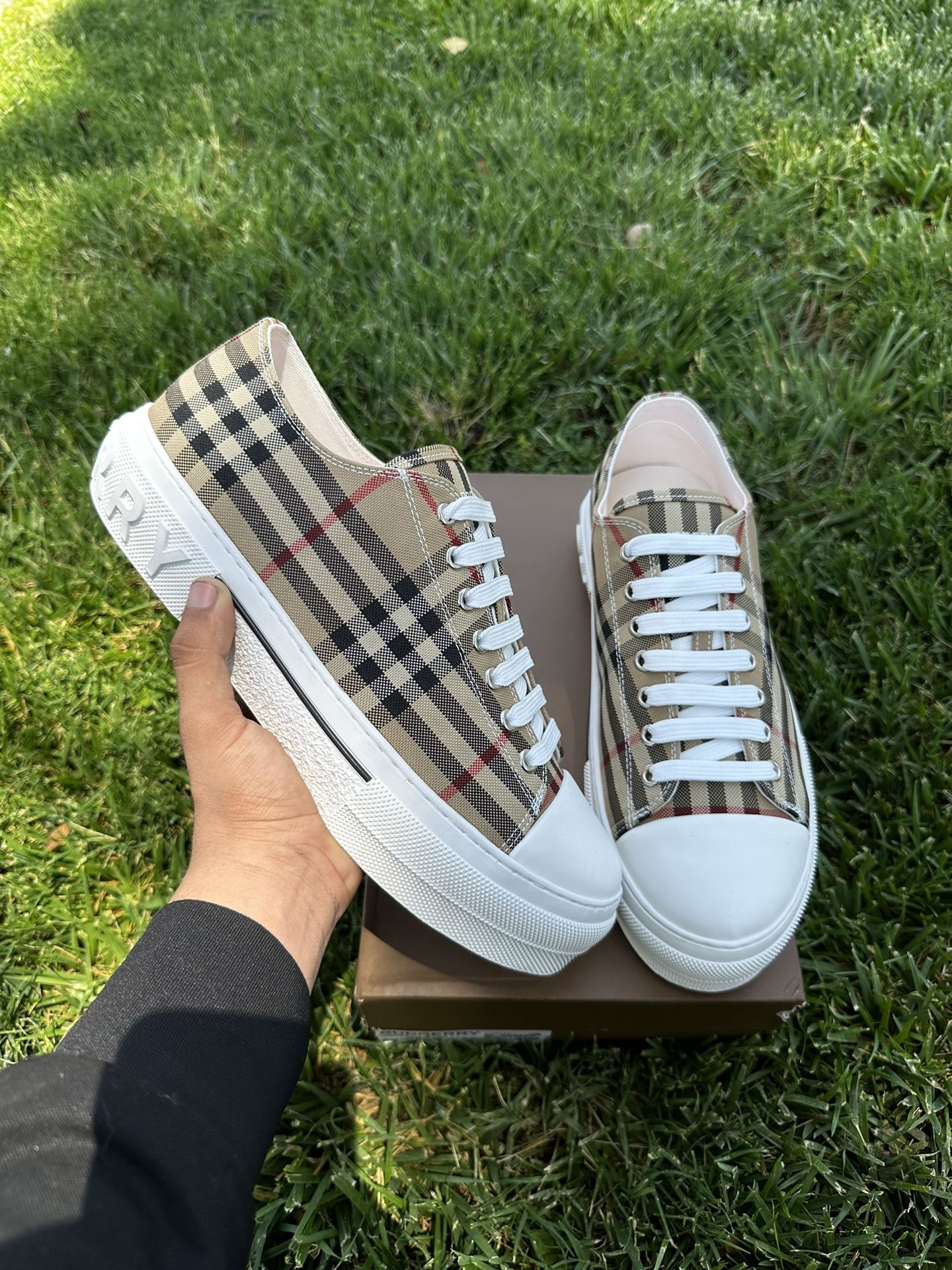 Burberry Shoes New