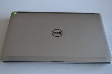 15.6" Super Fast Dell Laptop 4th gen. i7-4810MQ 2.8GHz 8GB 256 SSD