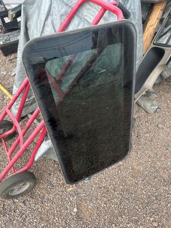 05 Tahoe sunroof Yukon moonroof