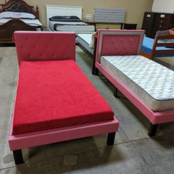 TWIN BEDFRAMES PLATFORM $250 EACH