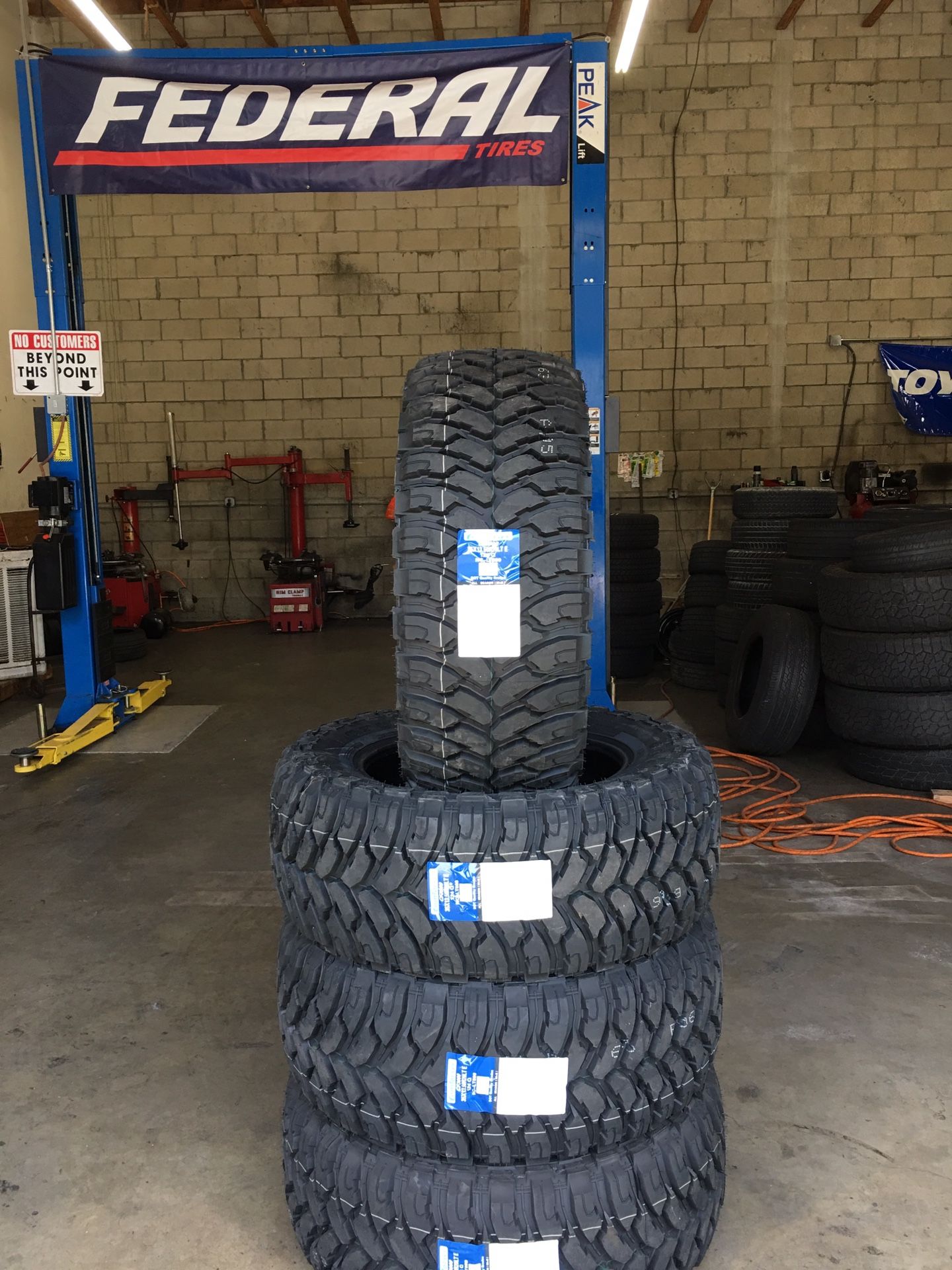New set of (4) 35x13.50R20 Comforser CF3000 Mud Terrain tires for sale