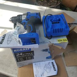 COBALT TALADRO 1/2 24 V NUEVO CAJA ABIERTA NO VATERIA SOLO CARGADOR $70