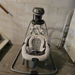 Graco Baby Swing