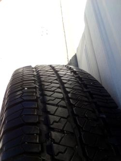 WRANGLER SINGLE TIRE 255/75/17