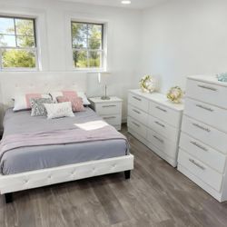 Brand New Bedroom Set / Juego de Cuarto Nuevo a Estrenar .. Fast 🚚