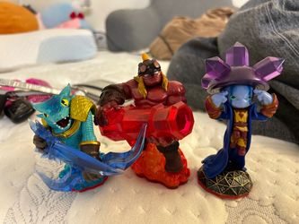Skylanders Trap Team Figures