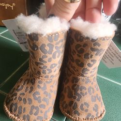 0/1 Size Infant Ugg Boots Shoes