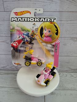 Hot wheels Mario kart standard kart ( peach)