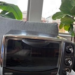 DeLonghi Oven