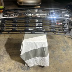 Oem Silverado Grill 2019 -2022