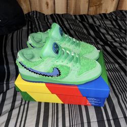 Green Teddy Bear Nikes Comes With Box And Extra Blue Laces 