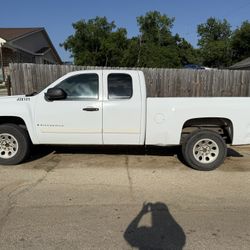 08 Chevy Silverado