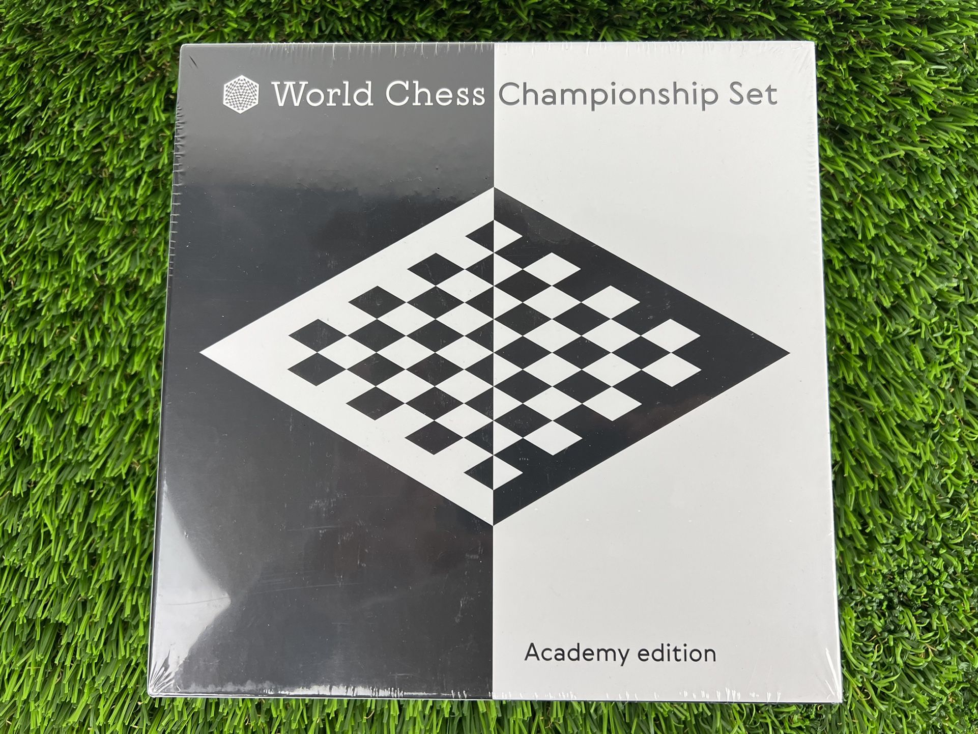 World Chess Championship Set (Academy Edition)