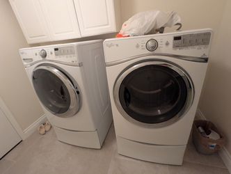 Whirlpool Front-Load Washer & Dryer Matching Set (with Storage Pedestals)