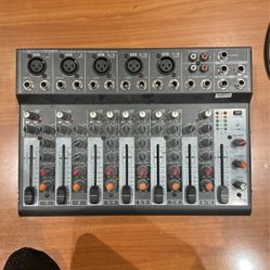 Behringer 1002B Xenyx Battery-Operated 10-Channel Audio Mixer