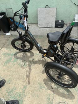 Lectric trike
