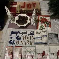 Christmas Tablecloth , Kitchen Curtains, And Bathroom Sets Decor