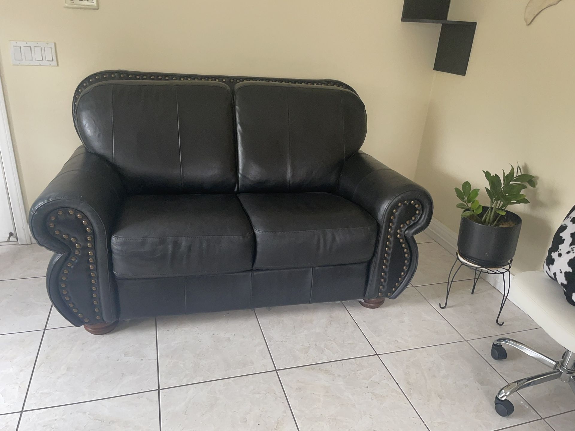 Leather 2 seater sofa and 1 seater chair