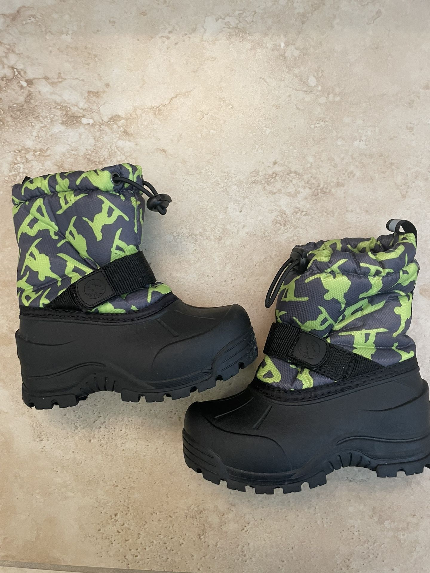 Kids Snow Boots Size 8