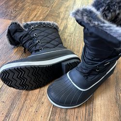 Women’s Snow Boots