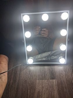 Touch screen mirror lights
