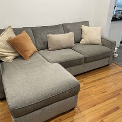 🛋️ Large Grey 2-Piece Sofa with Reversible Chaise