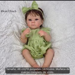 Bonitas muñecas realistas de recién nacidas