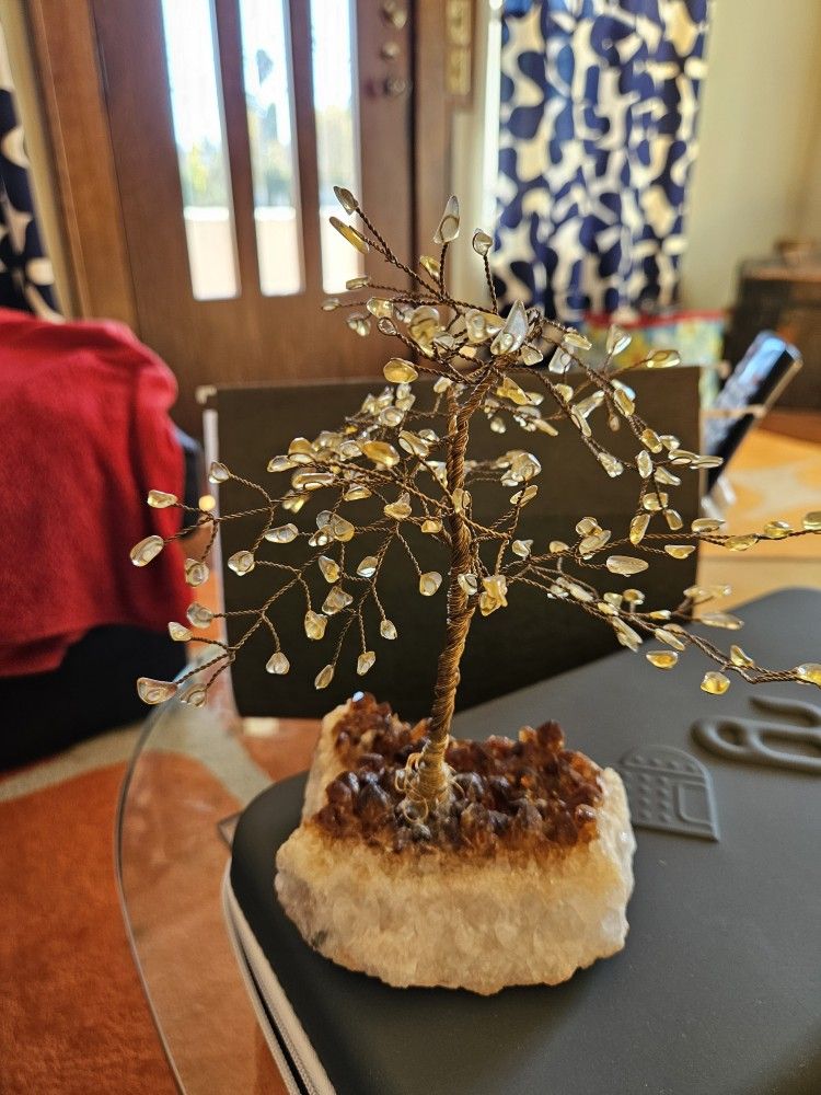 Yellow Citrine And Smokey Quartz Art Figurine