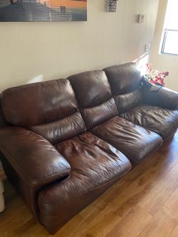 Couch leather brown