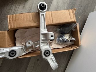 350z lower control arms/ ball joints