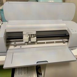 Cricut Maker 3 Cutting Machine with Accessories
