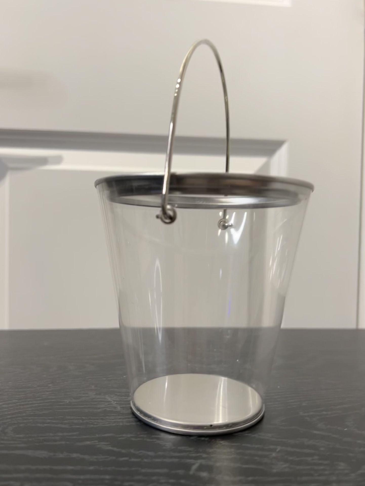 Plastic Tin Pail Storage/Organizer