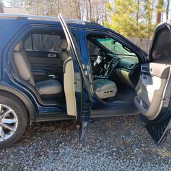 2012 Ford Explorer