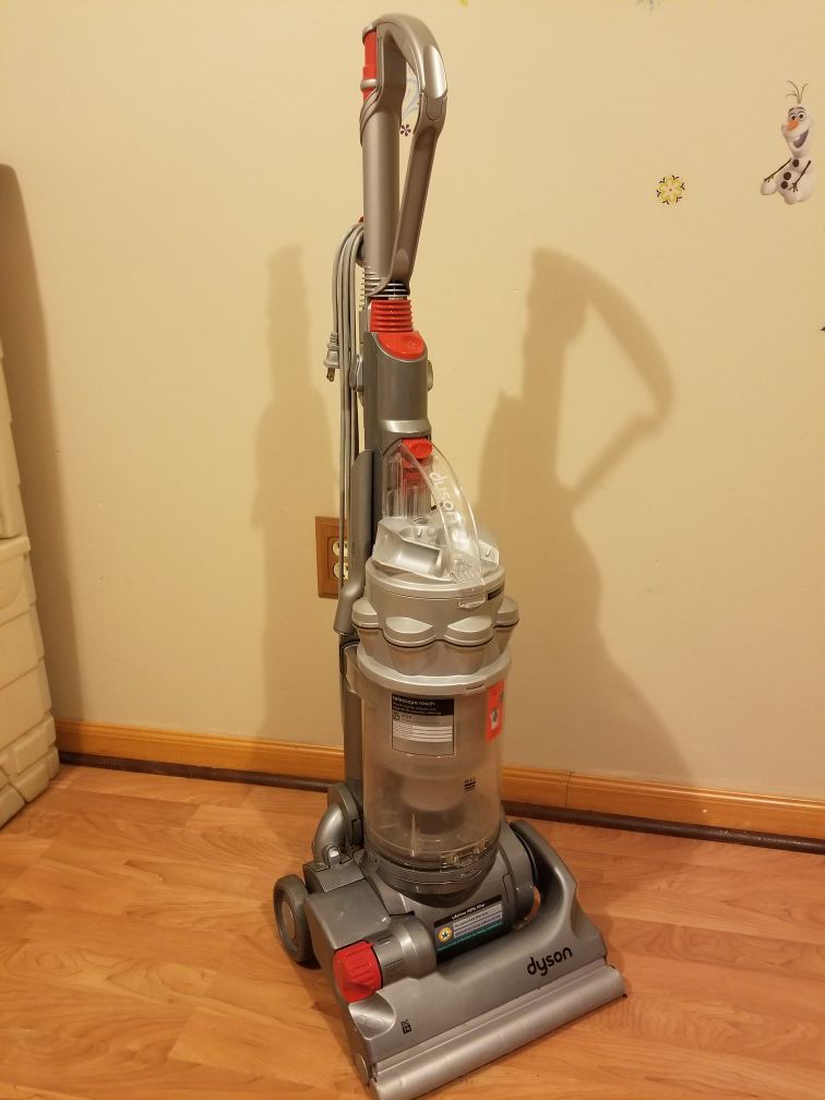 Dyson DC 14 Drive Vacuum Cleaner W/ Crevise Tool Great Suction