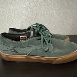 LakaI 9