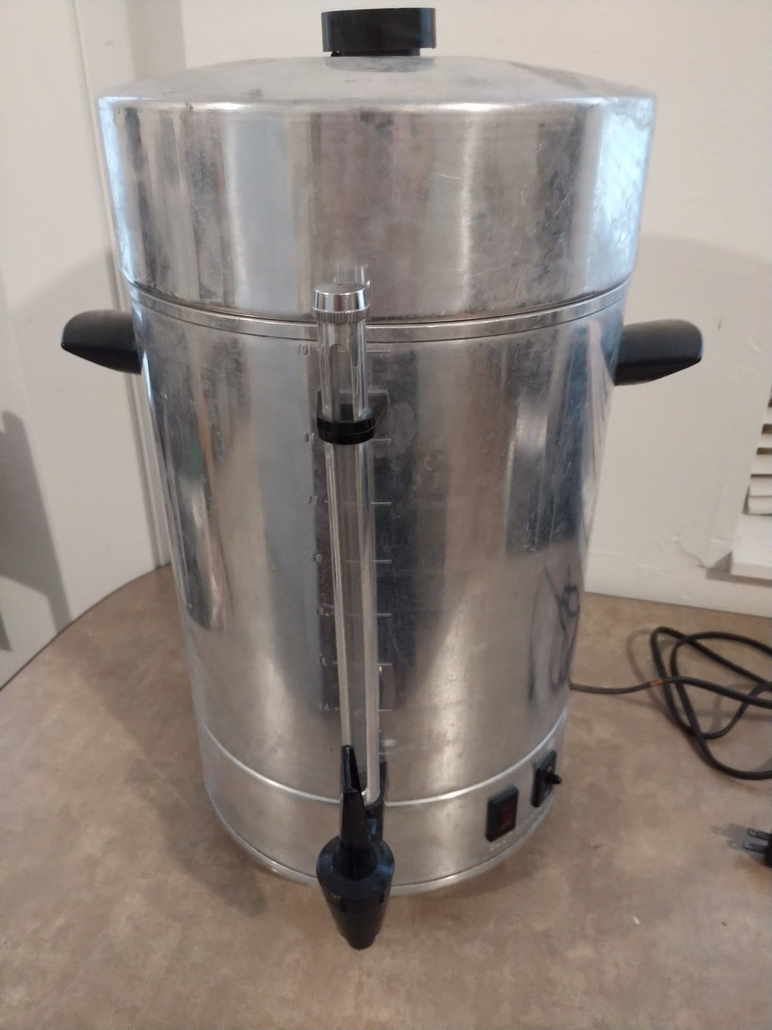 101 cups regalware coffee urn