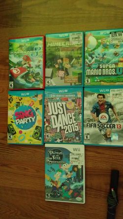 Wii u with 6 games in perfect condition