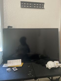 Insignia 55 Class 4k Tv (Send Best offer)
