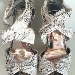 Falchi shoes size 7 3.5inc.