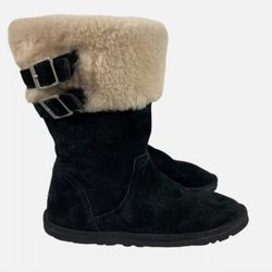 UGG 