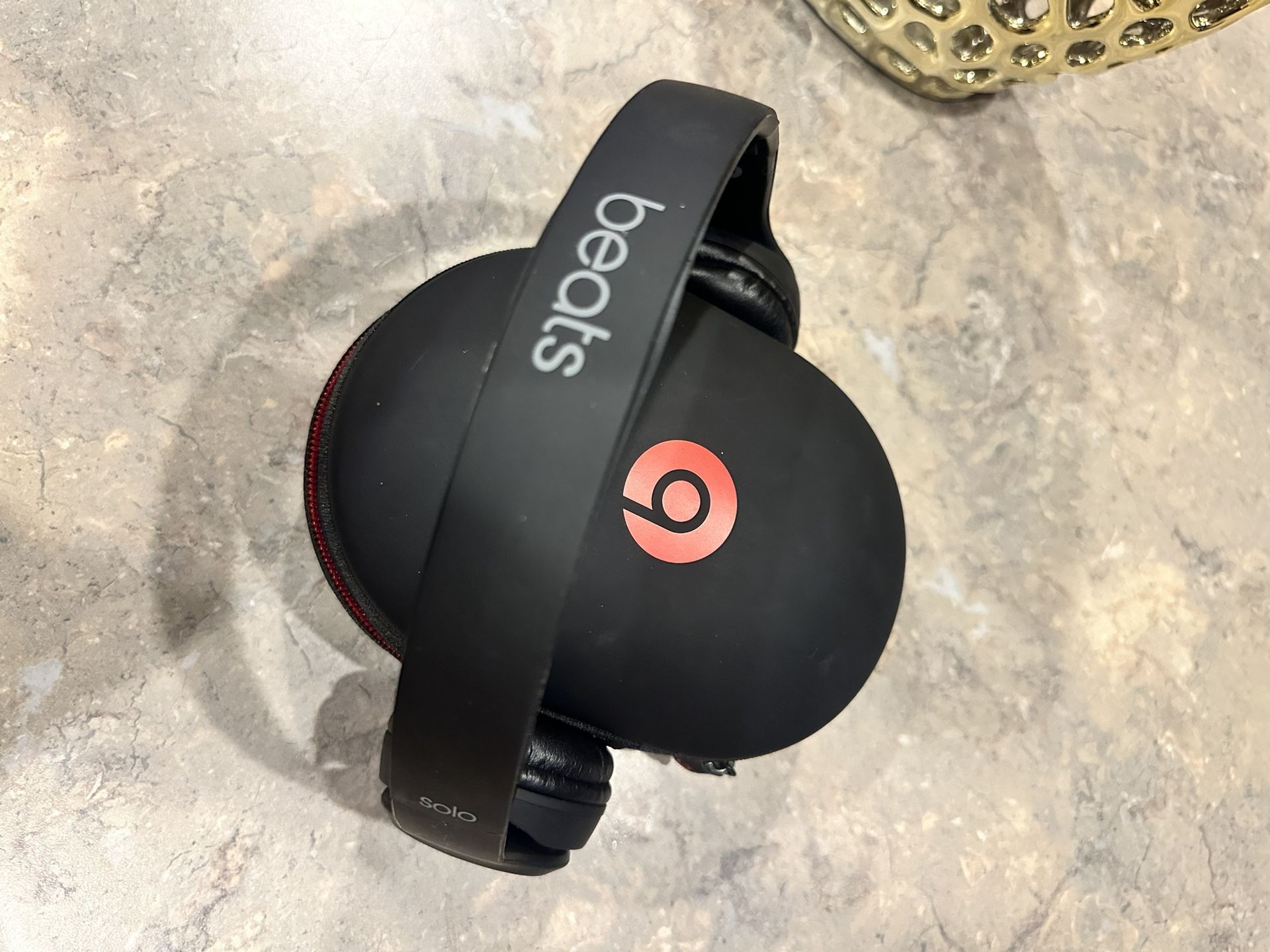 Beats SOLO 
