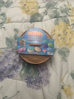 Mystery Squashy Dumplings Surprise Toy