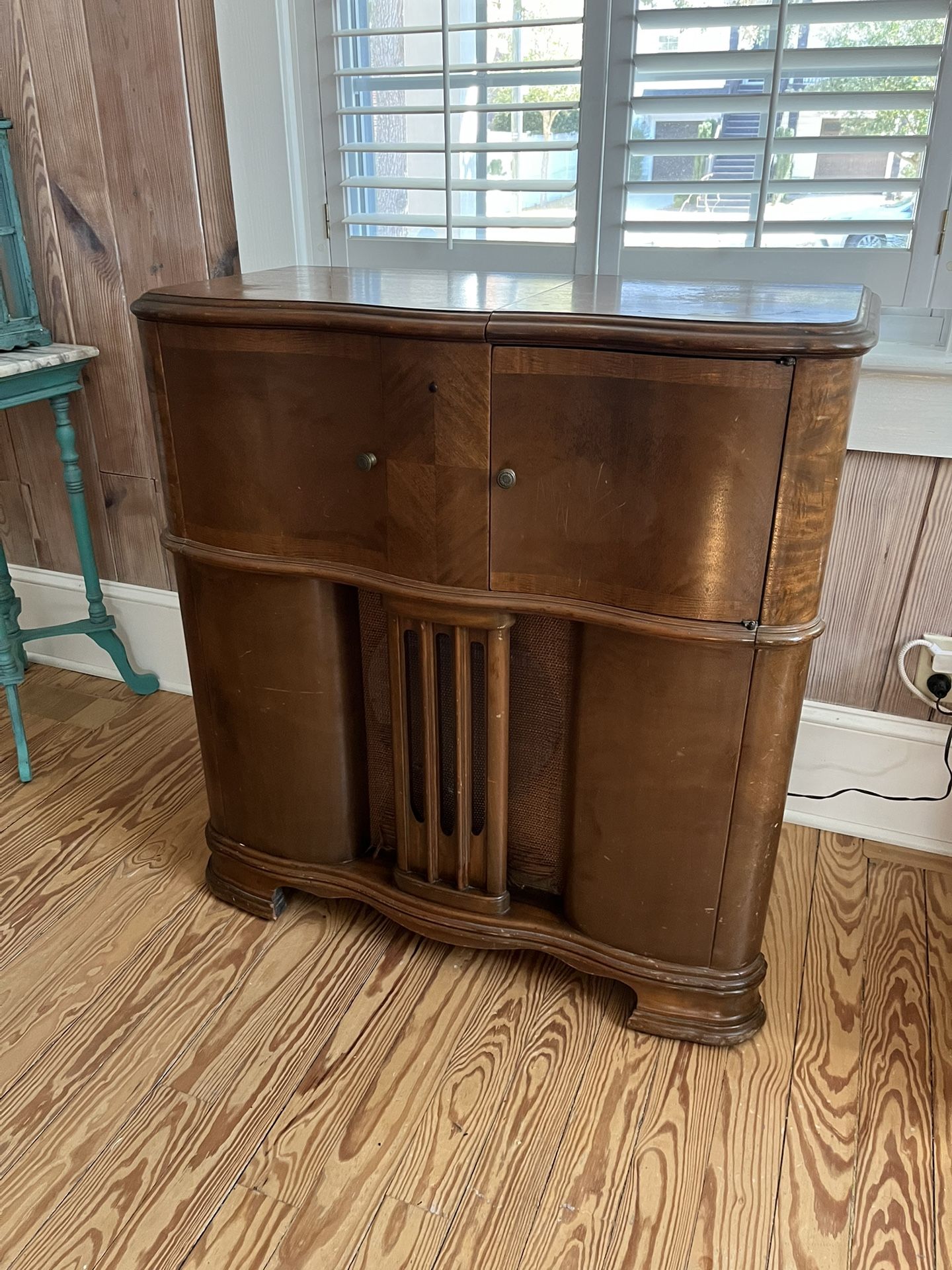 RCA Victrola 1941 Anniversary Model