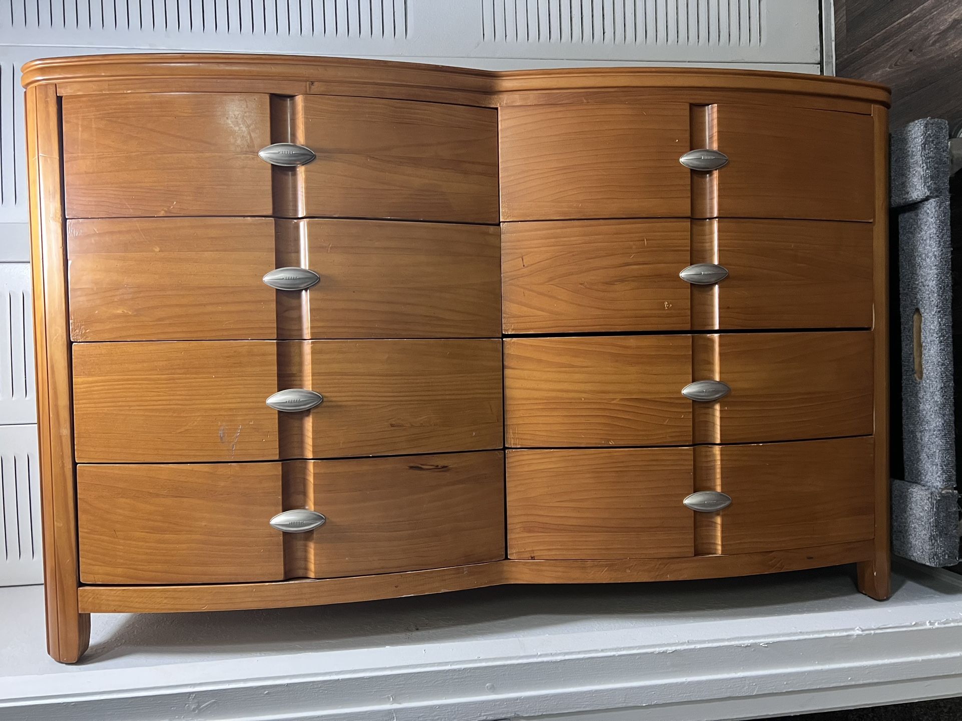 Dresser and nightstand