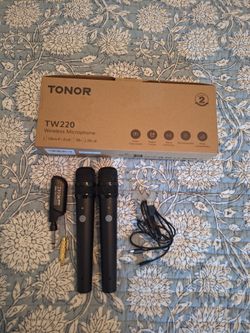 Wireless Microphone Set