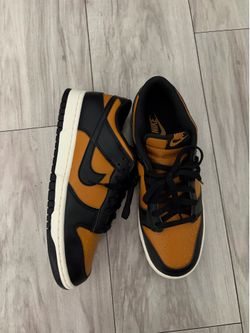 Nike dunks mustard yellow/black