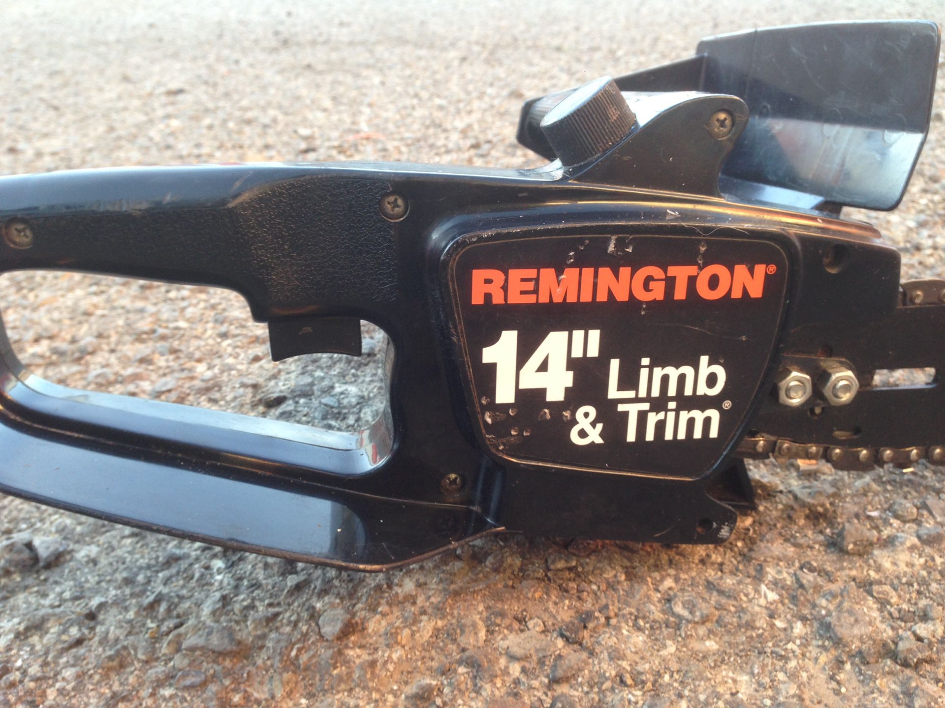 Remington 14" chainsaw