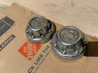 2 center caps for dodge ram 1994 to 2003 for 8 lug