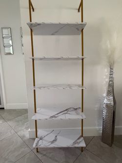 Shelves unit