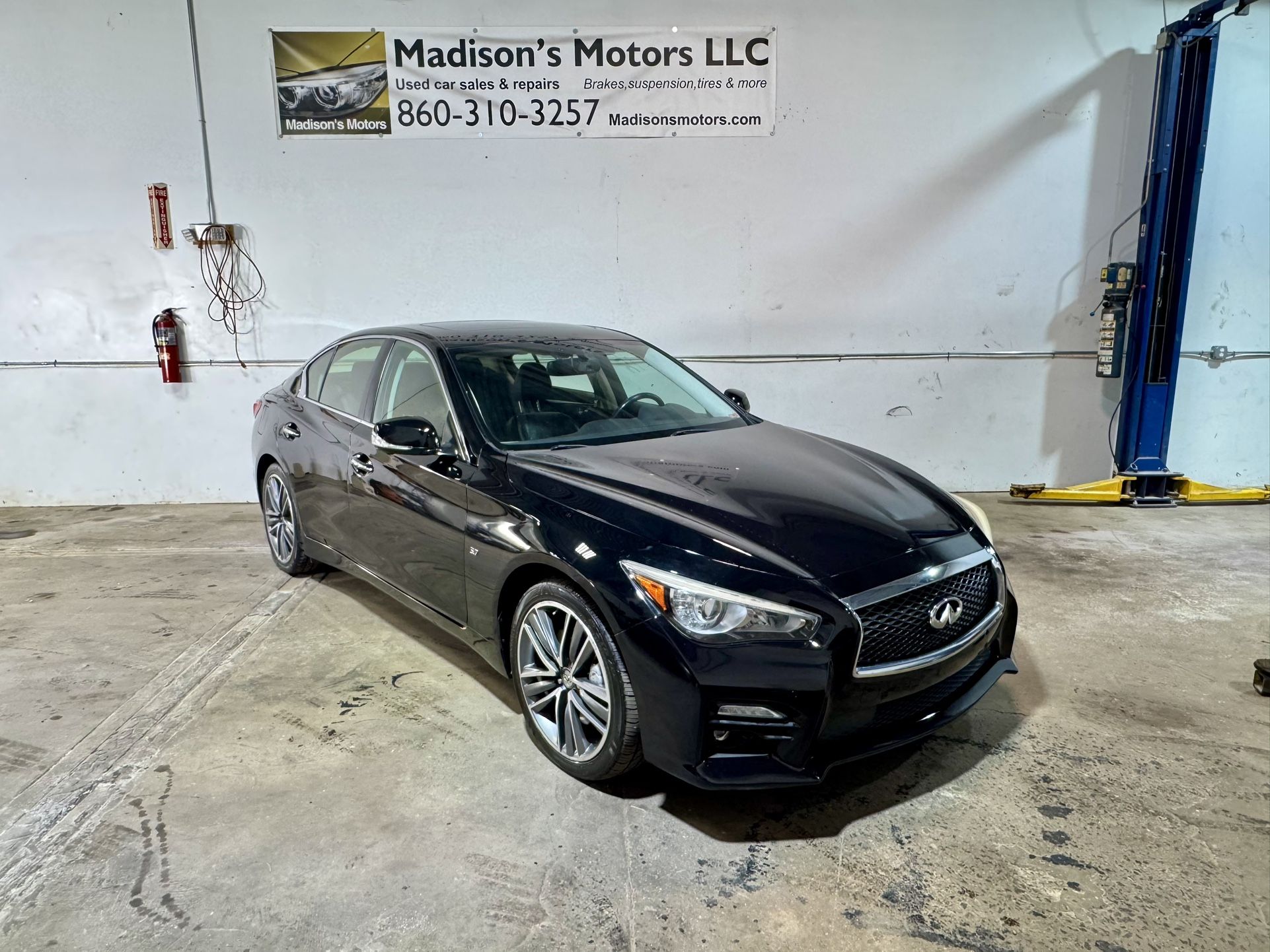 2014 Infiniti Q50